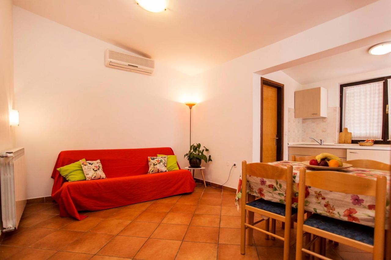 Apartments Romano Rovinj Exterior photo