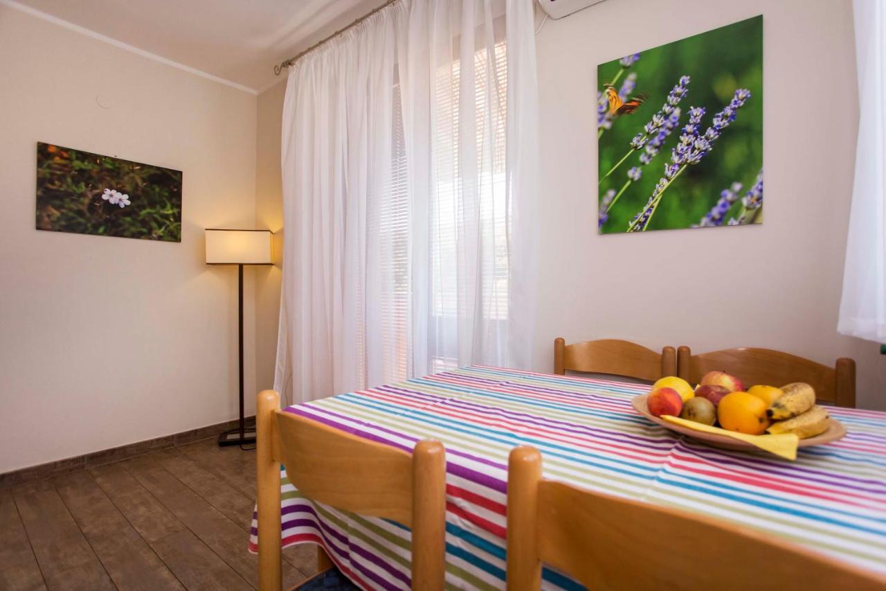 Apartments Romano Rovinj Exterior photo