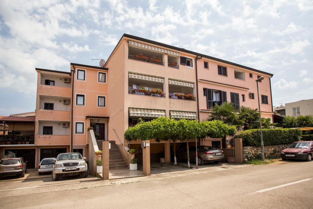 Apartments Romano Rovinj Exterior photo